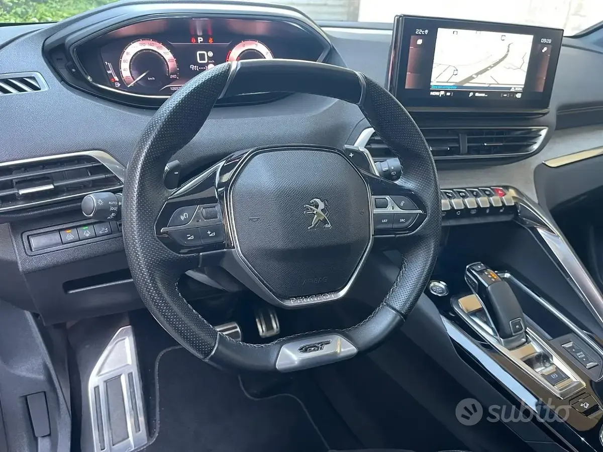 Usata Peugeot 3008 GT-line 131 CV (96 kW) 2021 Grigio SUV