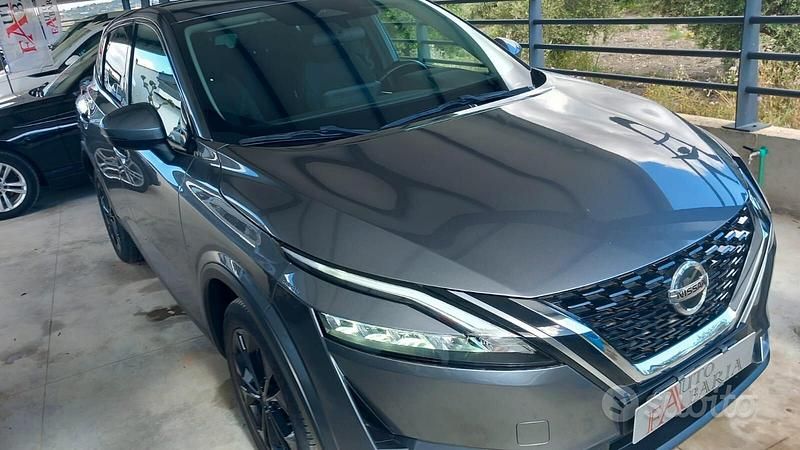 Usata Nissan Qashqai Tekna+ 158 CV (116 kW) 2022 Grigio SUV