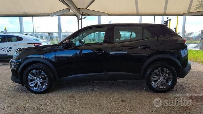 Usata Peugeot 2008 Active 110 CV (80 kW) 2022 Nero SUV