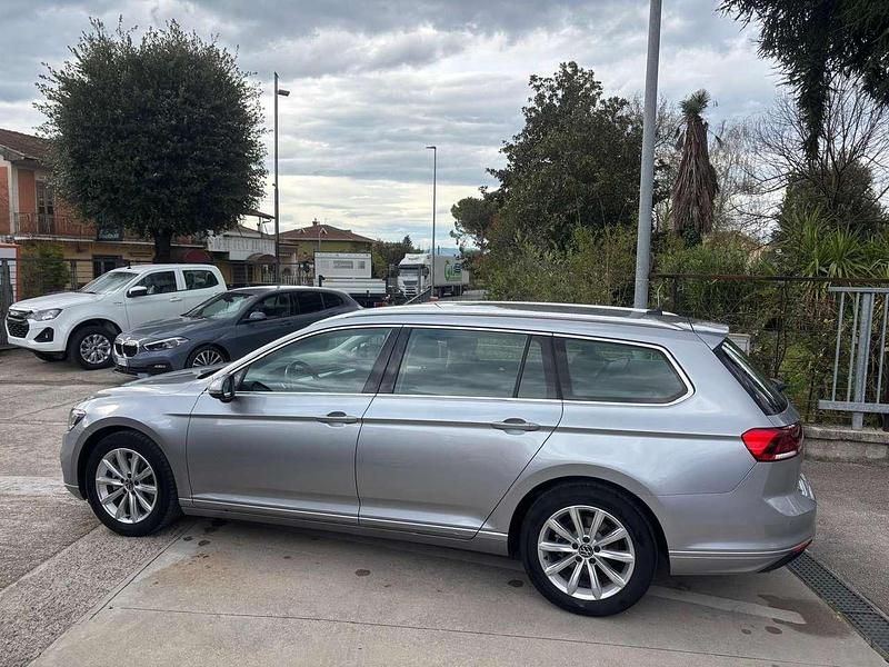 Usata VW Passat 150 CV (110 kW) 2020 Grigio Station wagon