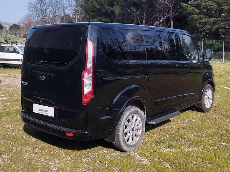 Usata Ford Tourneo Custom Titanium 185 CV (136 kW) 2020 Nero Furgone