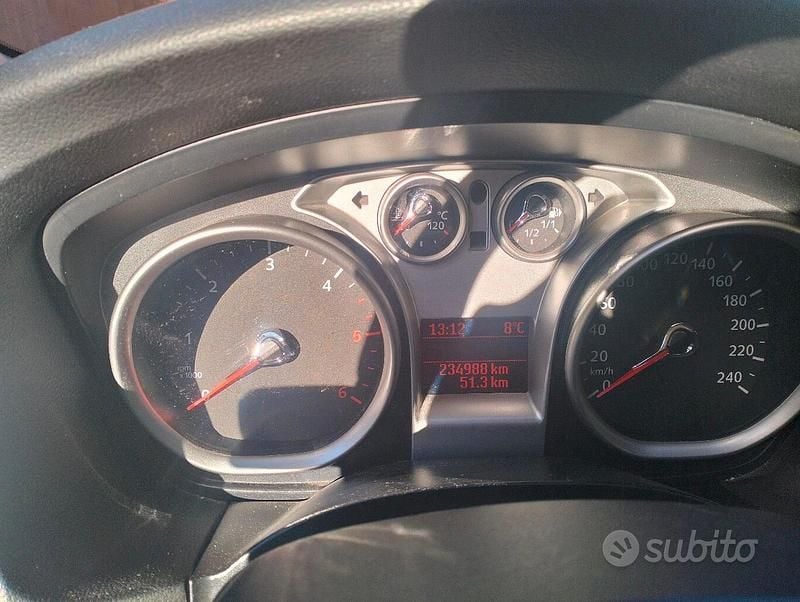 Usata Ford Focus Titanium 90 CV (66 kW) 2009 Grigio Station wagon