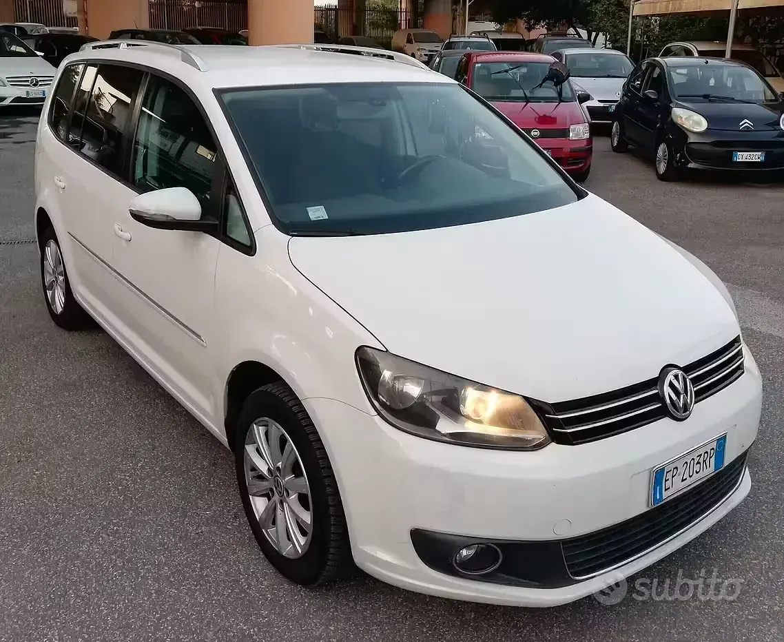 Usata VW Touran Highline 150 CV (110 kW) 2012 Bianco Monovolume