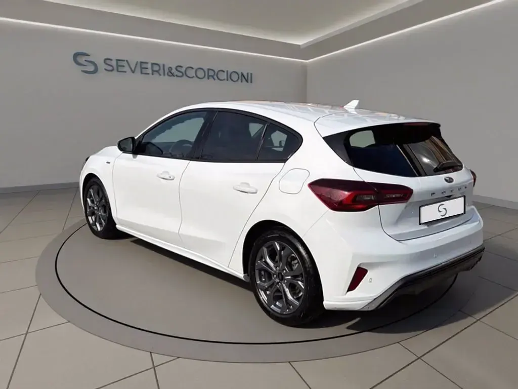 Usata Ford Focus ST-Line X 125 CV (91 kW) 2025 Bianco Berlina
