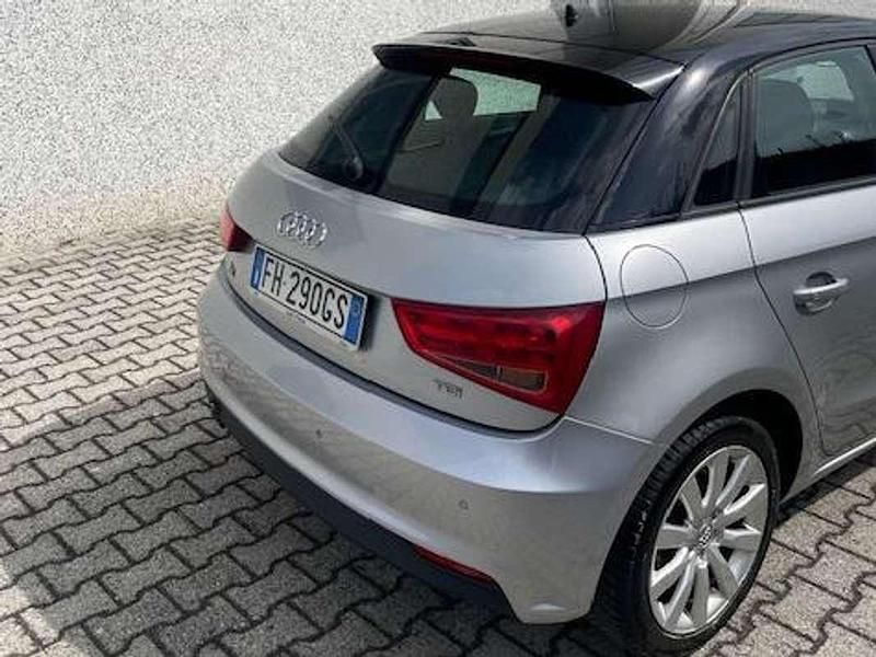 Usata Audi A1 Sportback Ambiente 90 CV (66 kW) 2017 Grigio Utilitaria