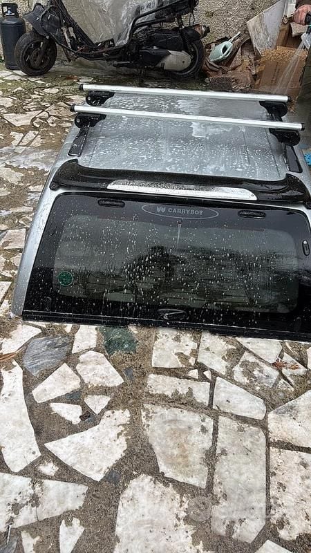 Usata Nissan Navara 133 CV (97 kW) 2004 Pick-up