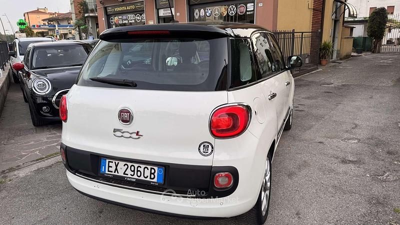 Usata Fiat 500L Living 84 CV (61 kW) 2014 Bianco Monovolume
