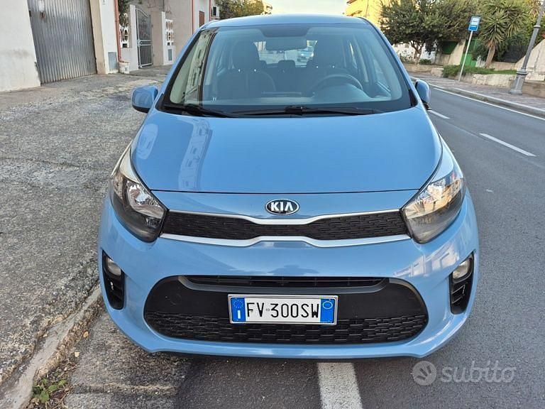 Usata Kia Picanto 2019 Blu Utilitaria