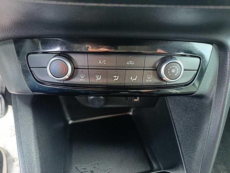 Usata Opel Corsa Design & Tech 75 CV (55 kW) 2023 Nero Utilitaria