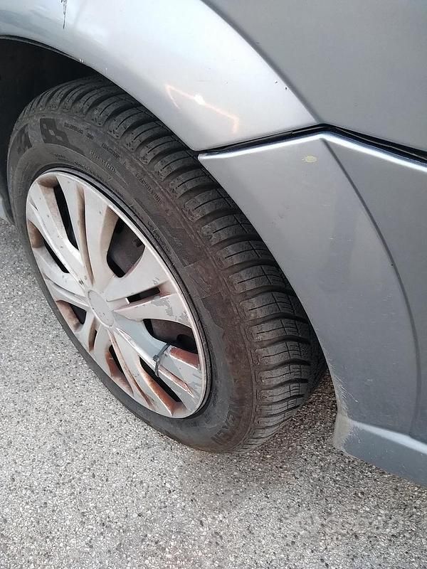 Usata Opel Meriva 75 CV (55 kW) 2007 Grigio Monovolume