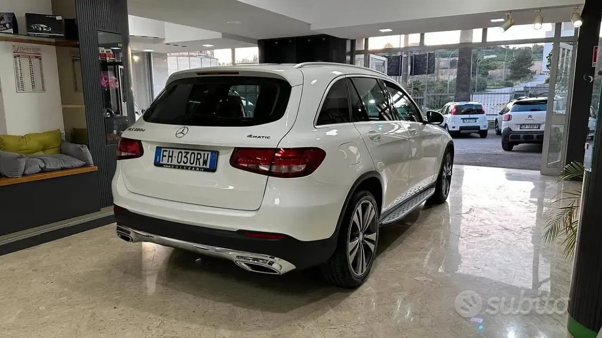 Usata Mercedes GLC220 170 CV (125 kW) 2017 Bianco SUV