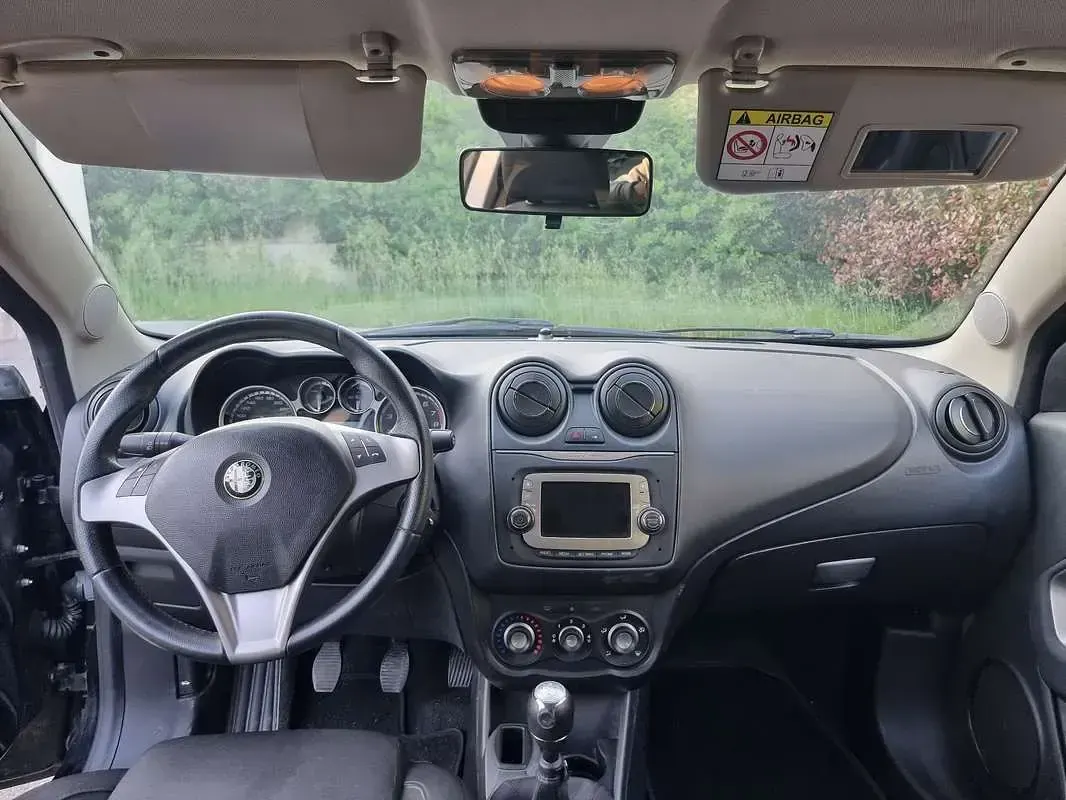 Usata Alfa Romeo MiTo Impression 69 CV (50 kW) 2014 Nero Utilitaria