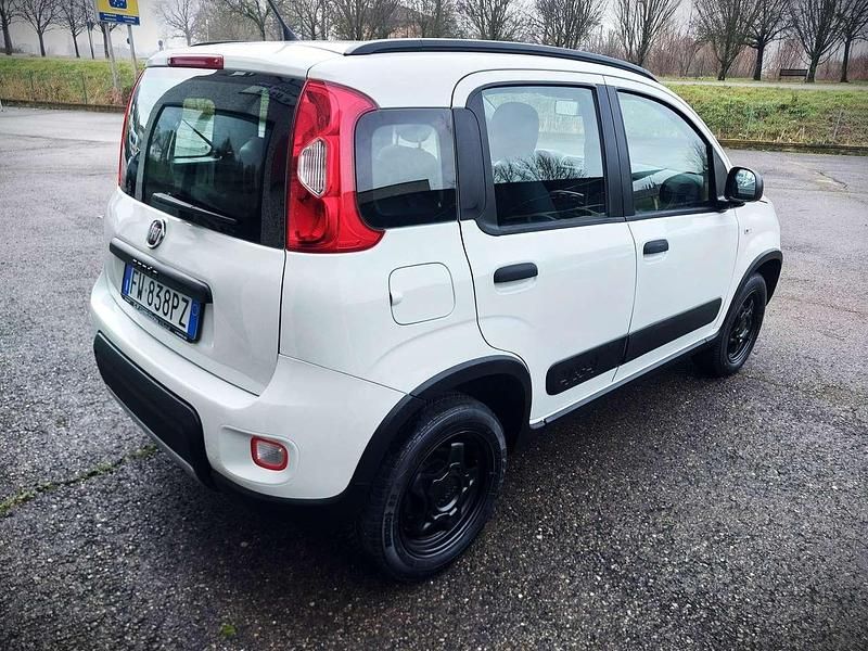 Usata Fiat Panda 4x4 Wild 86 CV (63 kW) 2019 Bianco Utilitaria
