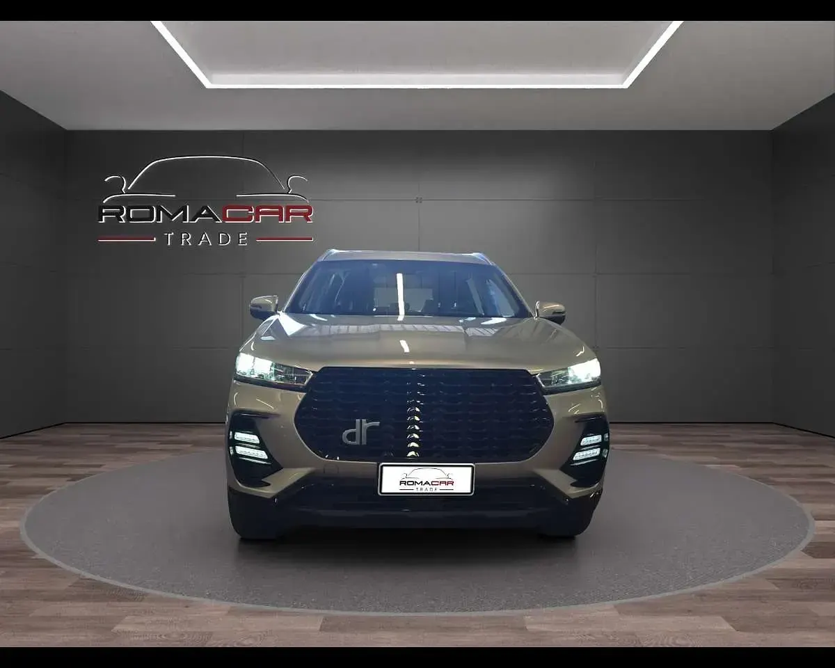 Usata DR DR 6.0 155 CV (114 kW) 2023 Argento SUV