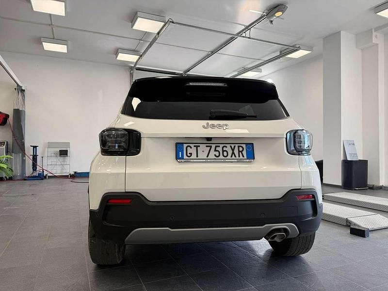 Usata Jeep Avenger Summit 101 CV (74 kW) 2024 Bianco SUV