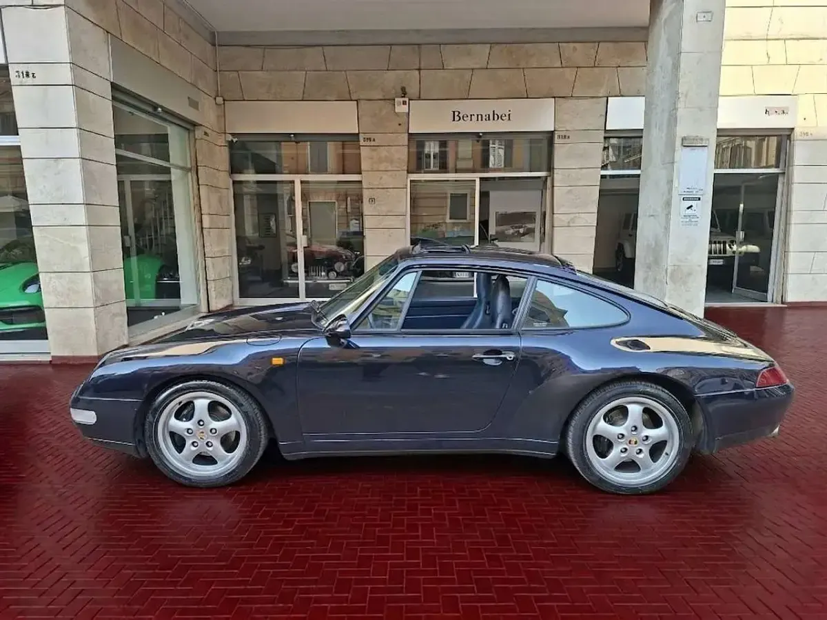 Usata Porsche 911 Carrera 272 CV (200 kW) 1995 Nachtblau metallic Coupé