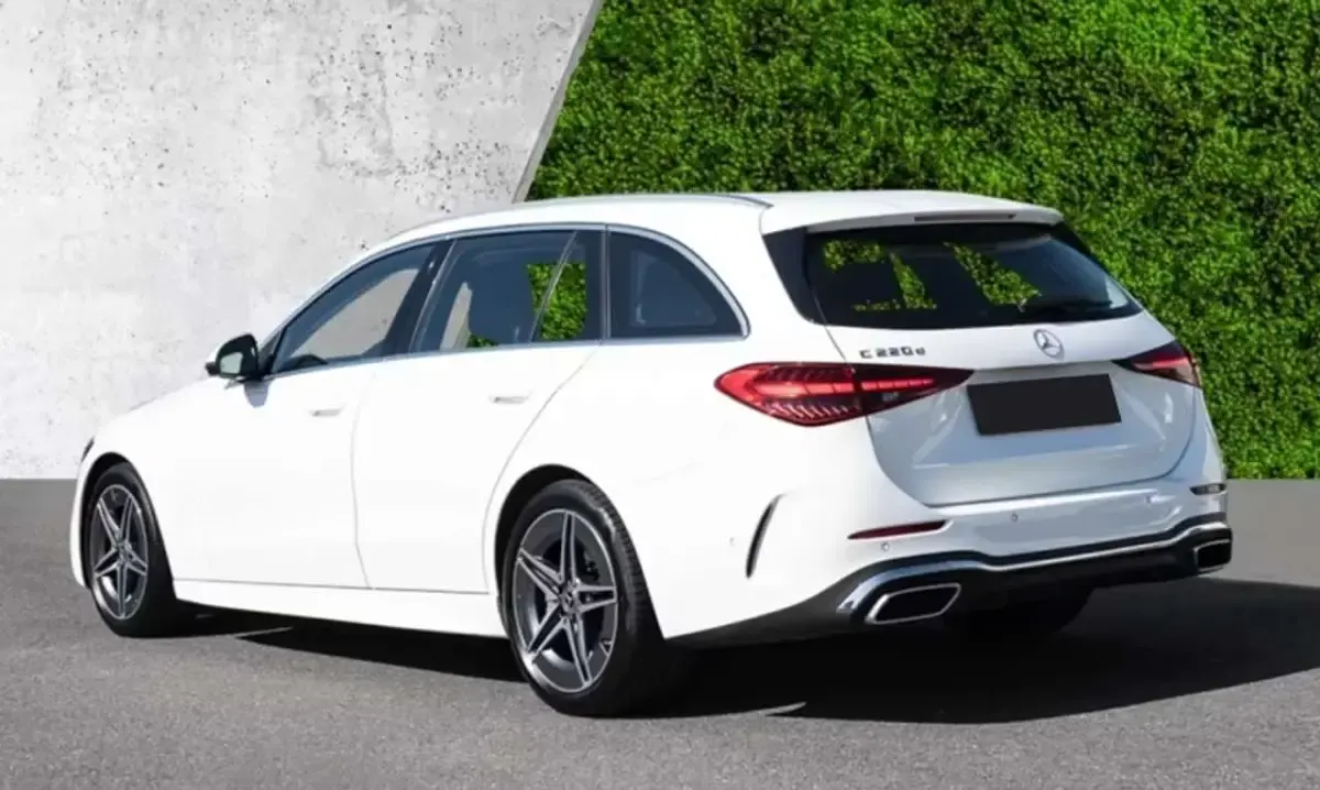 Usata Mercedes C220 Advanced Plus 200 CV (147 kW) 2024 Bianco SUV