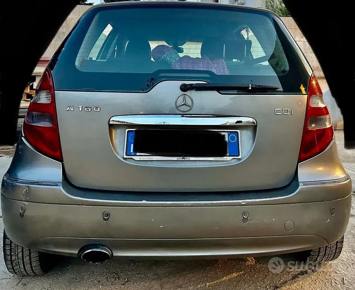 Usata Mercedes A180 Elegance 109 CV (80 kW) 2005 Grigio Berlina