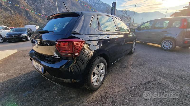 Usata VW Polo Comfortline 80 CV (58 kW) 2018 Nero Utilitaria