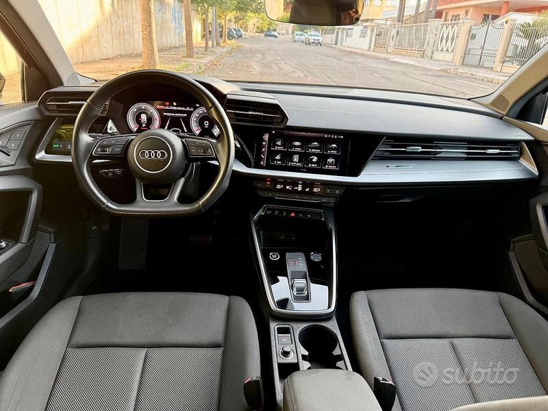 Usata Audi A3 S-Line 150 CV (110 kW) 2023 Grigio Berlina