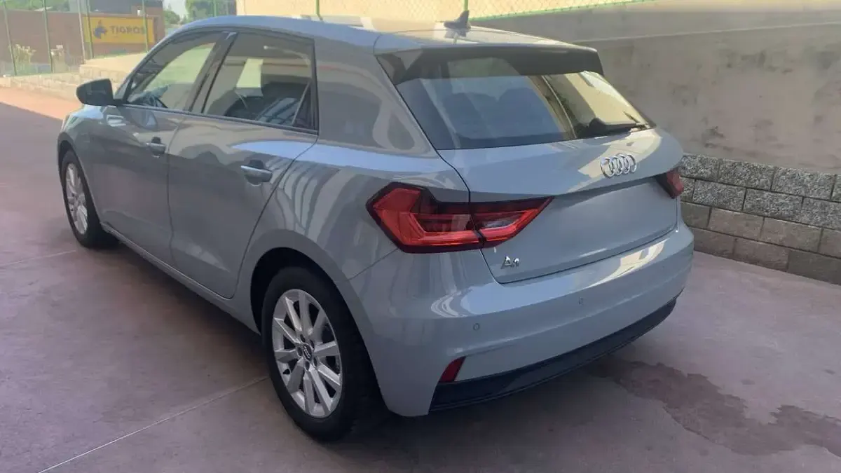 Usata Audi A1 Sportback Admired 110 CV (80 kW) 2022 Grigio Utilitaria