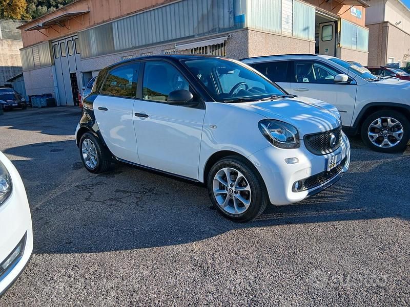 Usata Smart ForFour Passion 89 CV (65 kW) 2018 Blu Utilitaria