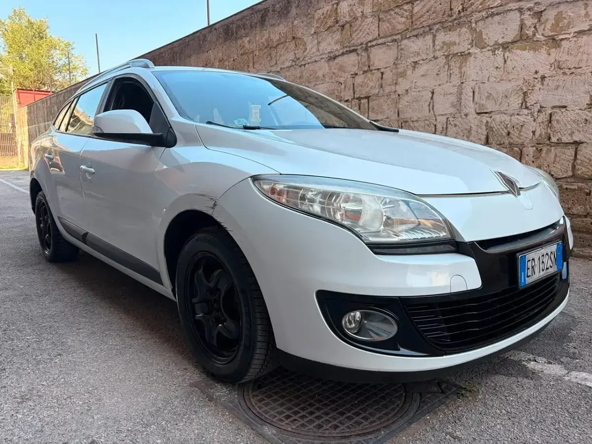 Usata Renault Mégane GT Line GT-Line 110 CV (80 kW) 2013 Bianco Station wagon