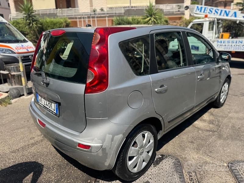 Usata Nissan Note Acenta 88 CV (64 kW) 2009 Grigio Monovolume