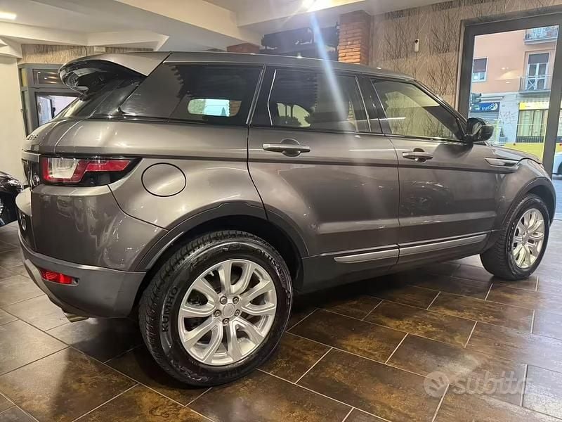 Usata Land Rover Range Rover evoque SE 150 CV (110 kW) 2016 Grigio SUV