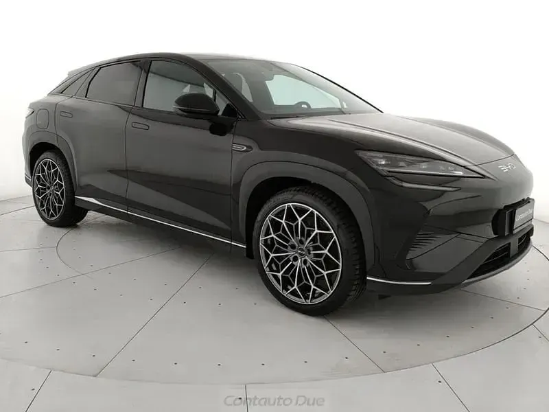 Nuova BYD Sealion 7 389 kW (530 CV) 2026 Obsidian black SUV