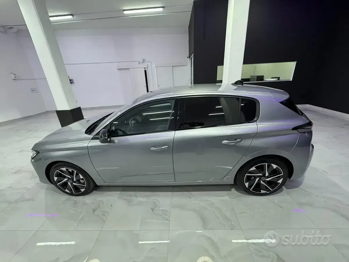 Usata Peugeot 308 Allure 131 CV (96 kW) 2022 Grigio Berlina