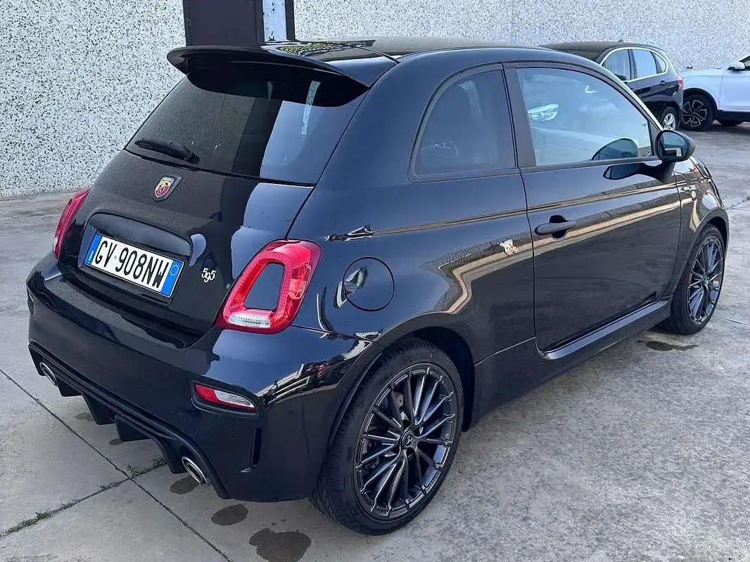 Usata Abarth 595 165 CV (121 kW) 2024 Nero Utilitaria