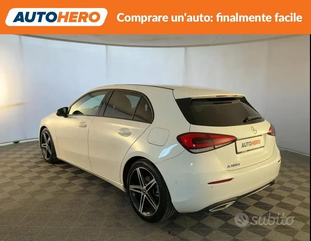 Occasion Mercedes A180 116 ch (85 kW) 2018 Blanc Berline
