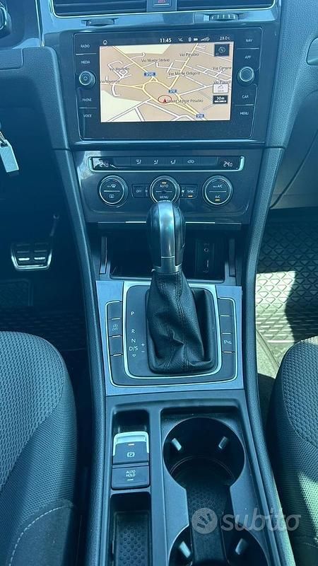 Usata VW Golf VII 116 CV (85 kW) 2017 Grigio Utilitaria