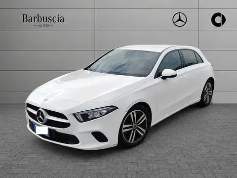 Usata Mercedes A180 Business 116 CV (85 kW) 2020 Utilitaria