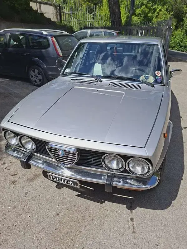 Usata Alfa Romeo Alfetta 109 CV (80 kW) 1976 Berlina