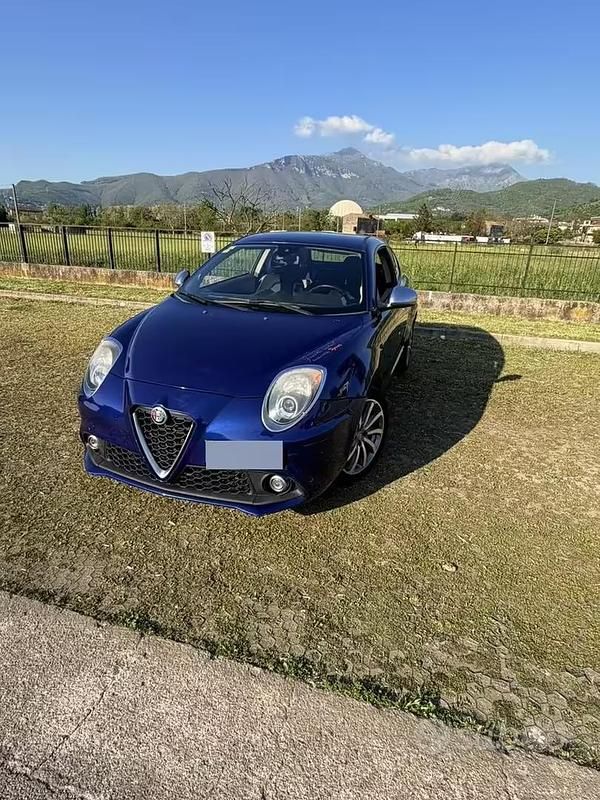 Usata Alfa Romeo MiTo 95 CV (69 kW) 2017 Blu Utilitaria