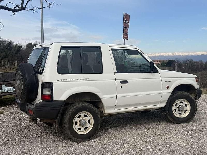 Occasion Mitsubishi Pajero Top 99 ch (72 kW) 1997 Blanc SUV