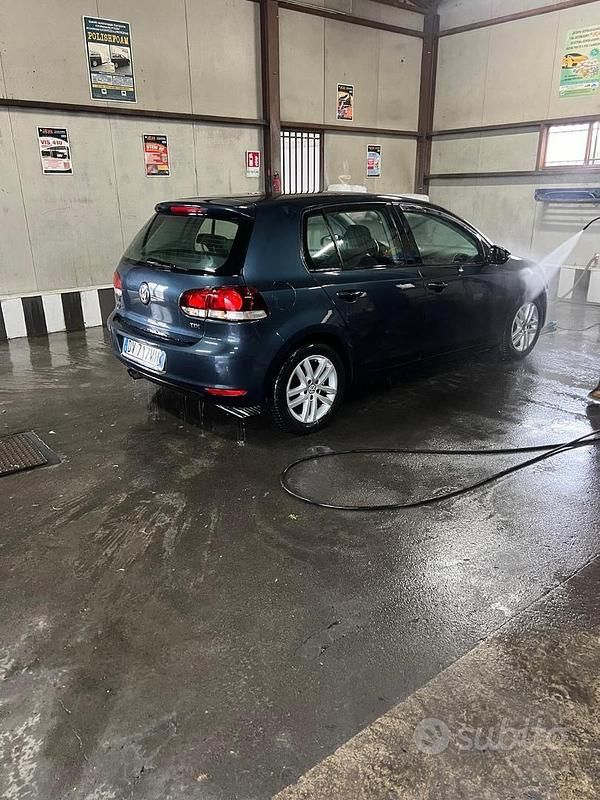 Usata VW Golf VI 110 CV (80 kW) 2009 Utilitaria