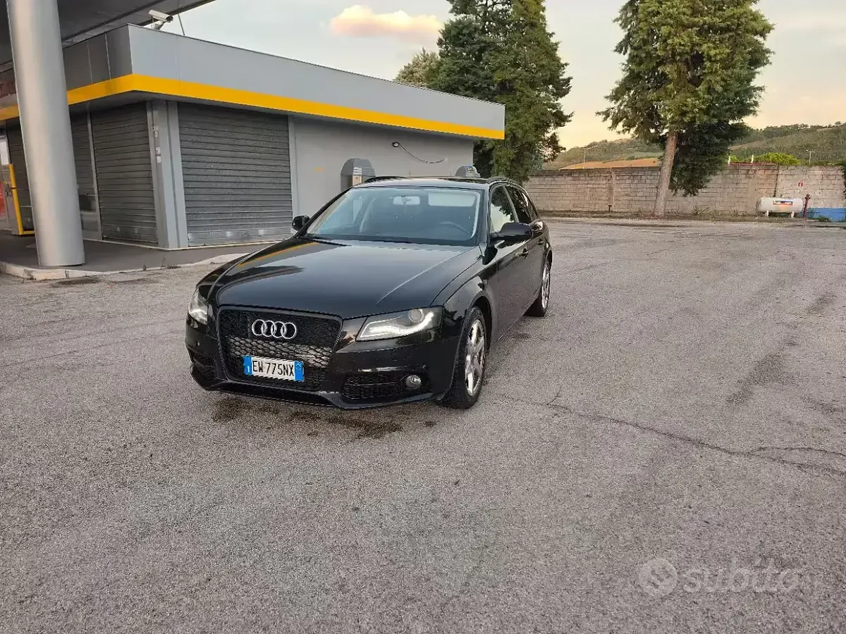 Usata Audi A4 143 CV (105 kW) 2010 Nero Station wagon