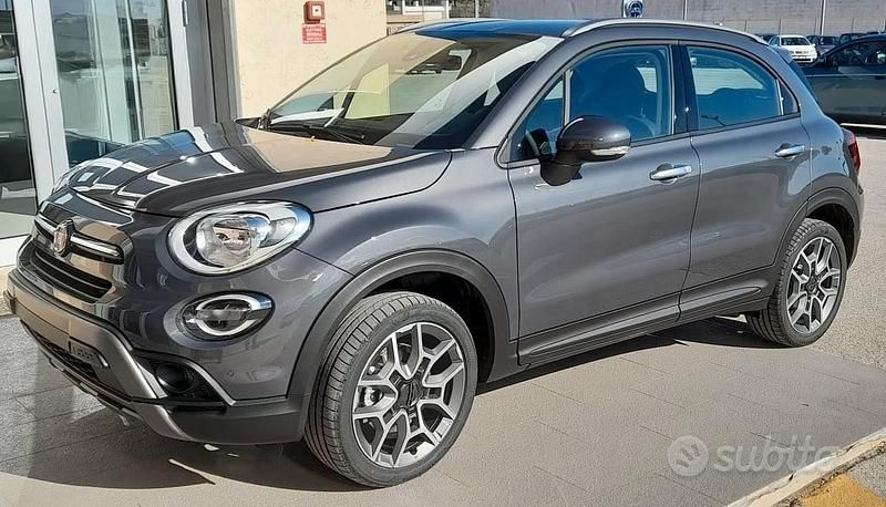 Usata Fiat 500 Cross 150 CV (110 kW) 2022 Grigio Utilitaria