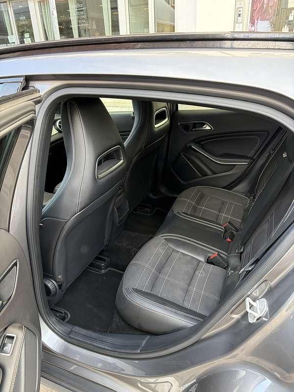 Usata Mercedes GLA200 Premium 136 CV (100 kW) 2016 SUV