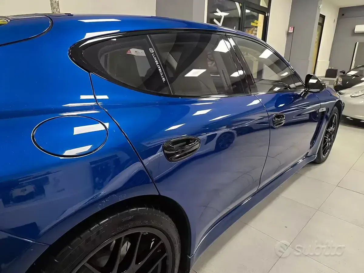 Usata Porsche Panamera 500 CV (367 kW) 2009 Bluazzurro Utilitaria