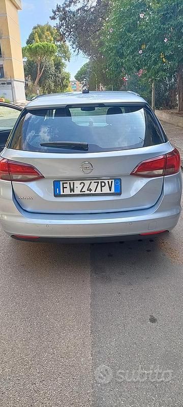 Usata Opel Astra 90 CV (66 kW) 2019 Grigio Station wagon