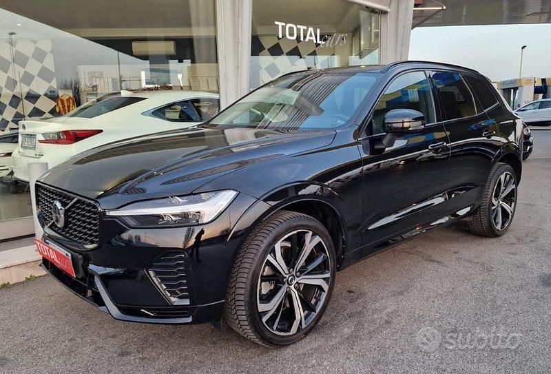 Usata Volvo XC60 Plus 197 CV (144 kW) 2023 Nero metallizzato SUV