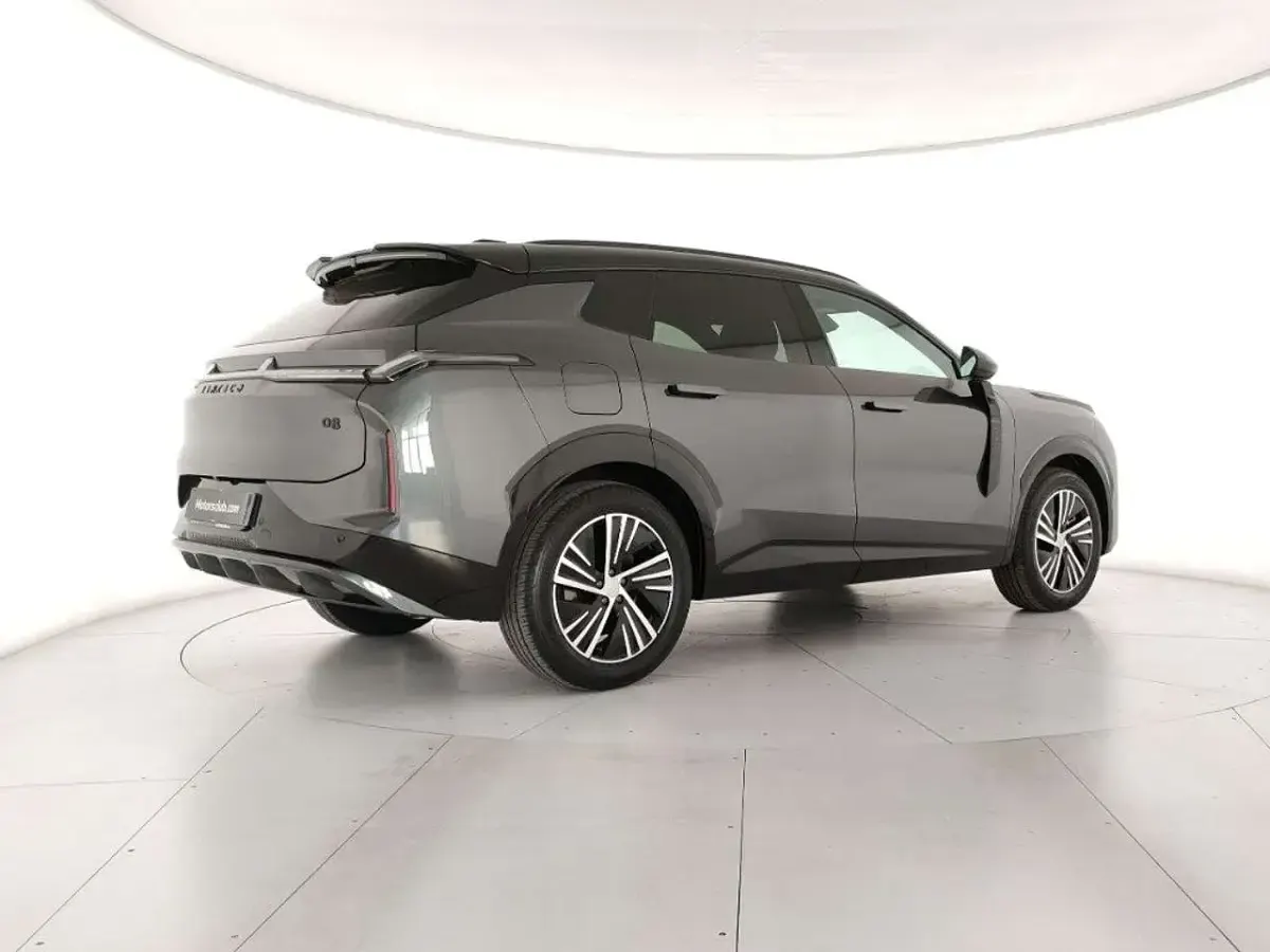 Nuova Lynk & Co 08 139 CV (102 kW) 2026 Grigio SUV