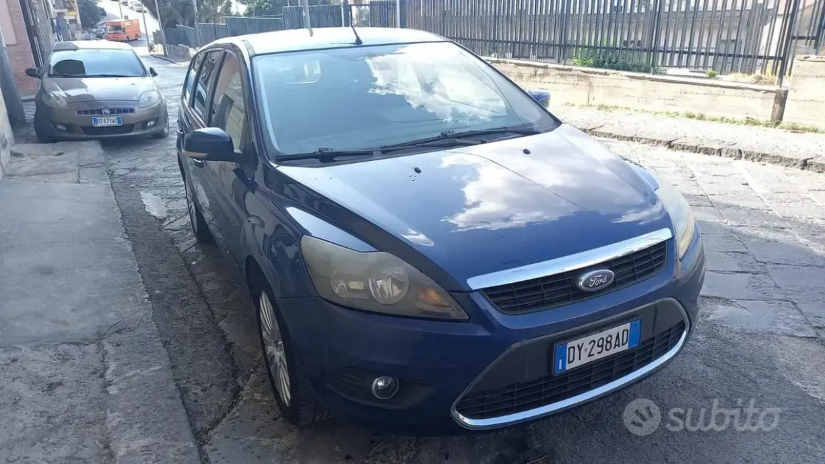 Brugt Ford Focus Titanium 136 HK (100 kW) 2009 Blå Stationcar