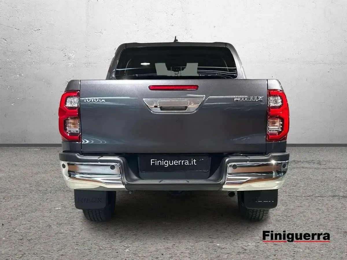 Nuova Toyota HiLux Executive 150 CV (110 kW) 2026 Grigio Pick-up