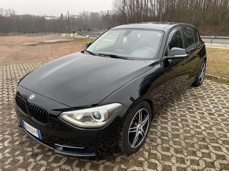 Usata BMW 114 95 CV (69 kW) 2014 Nero Utilitaria