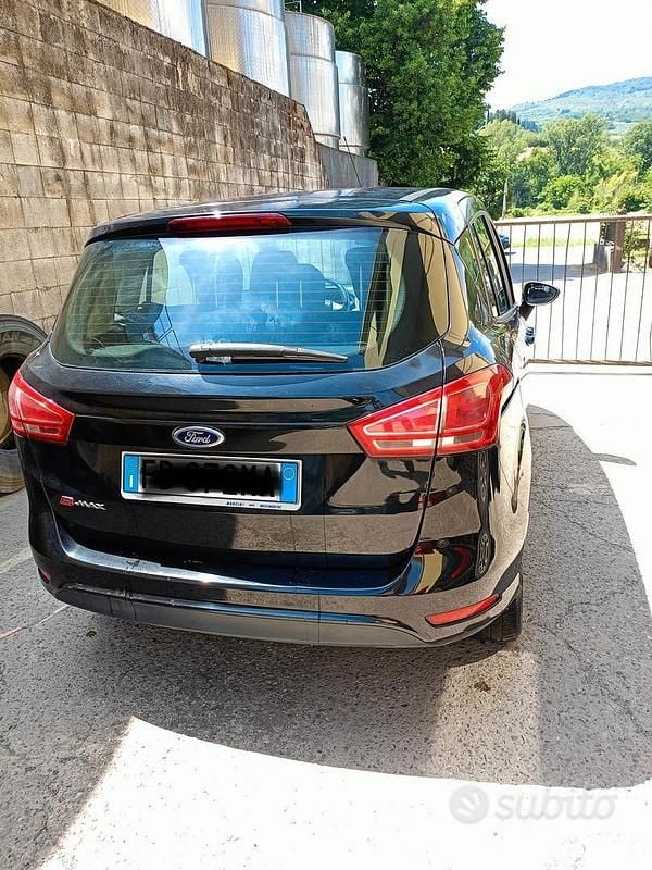 Usata Ford B-MAX 90 CV (66 kW) 2015 Monovolume